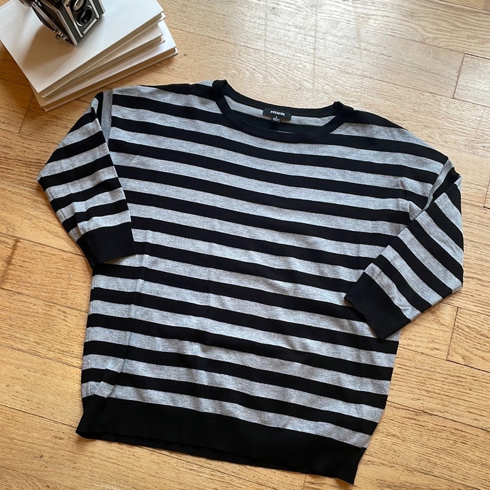 Premise sweater gray black size small